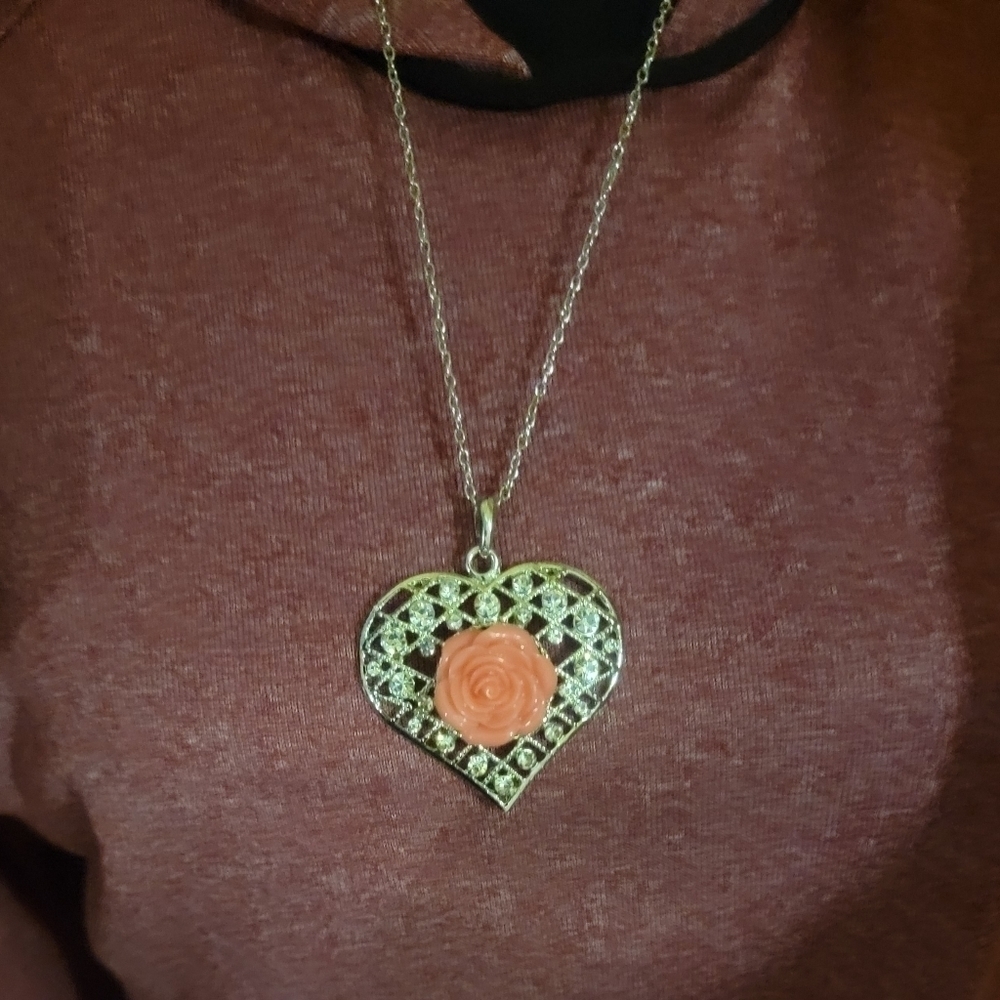 necklaces - Picture 5 of 5